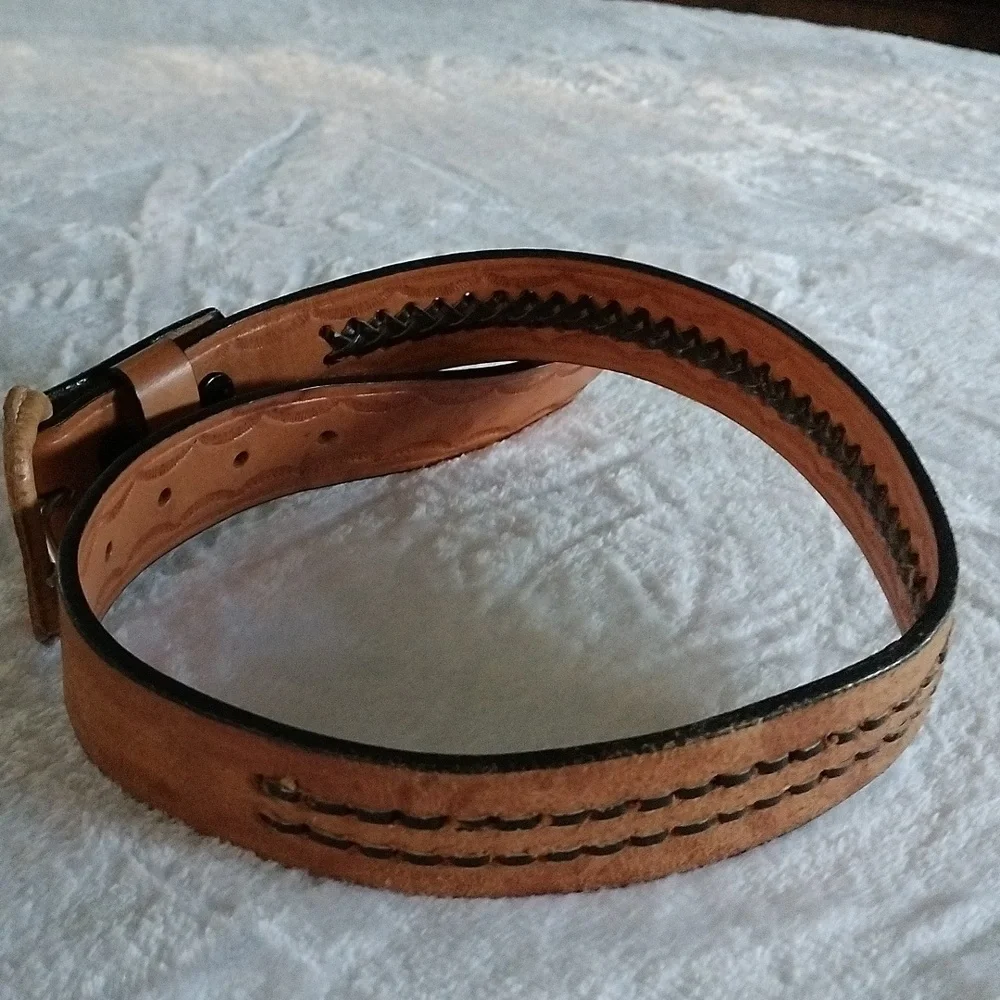 Leather belt